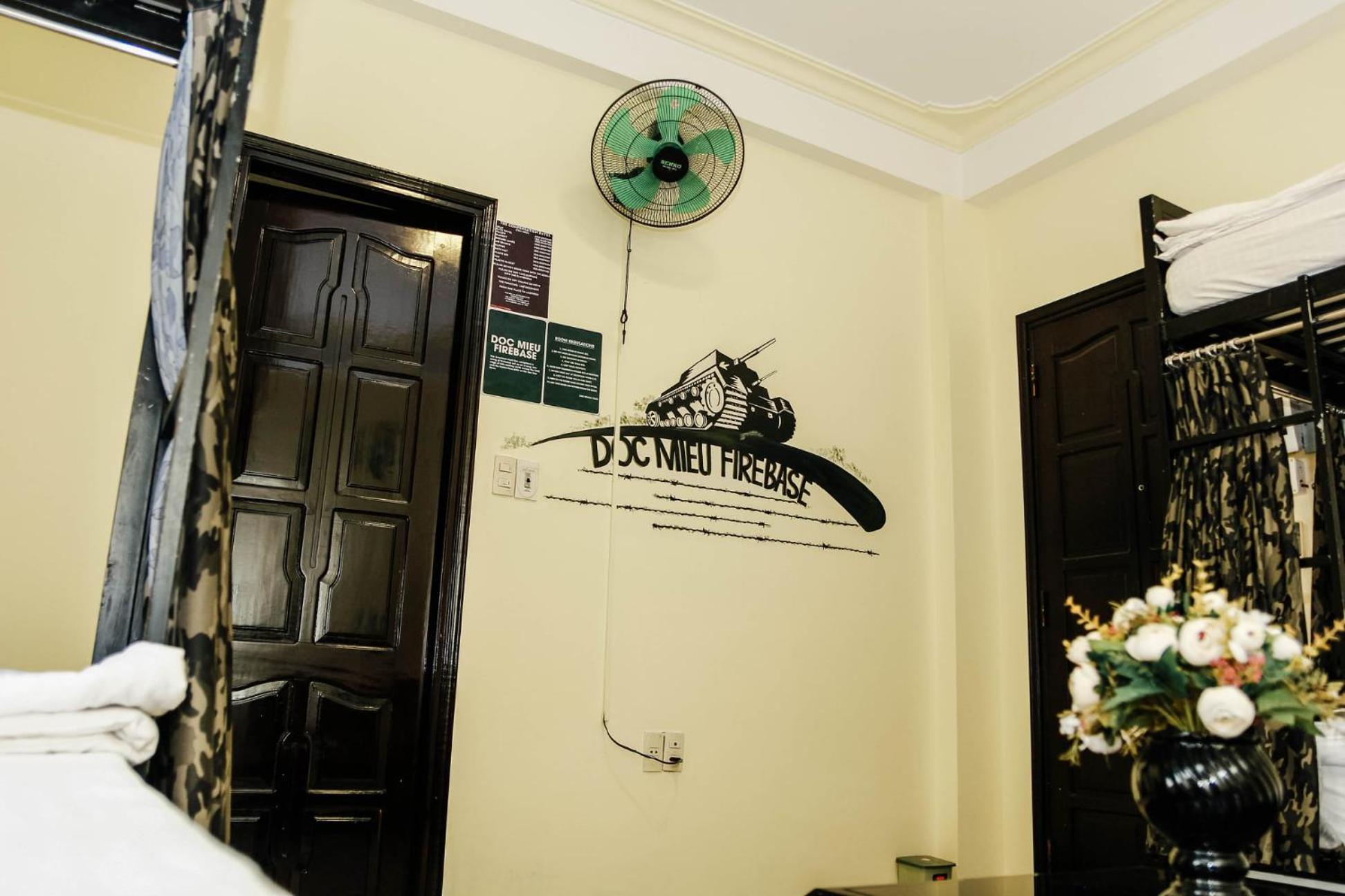 Dmz Hostel Hue Bagian luar foto