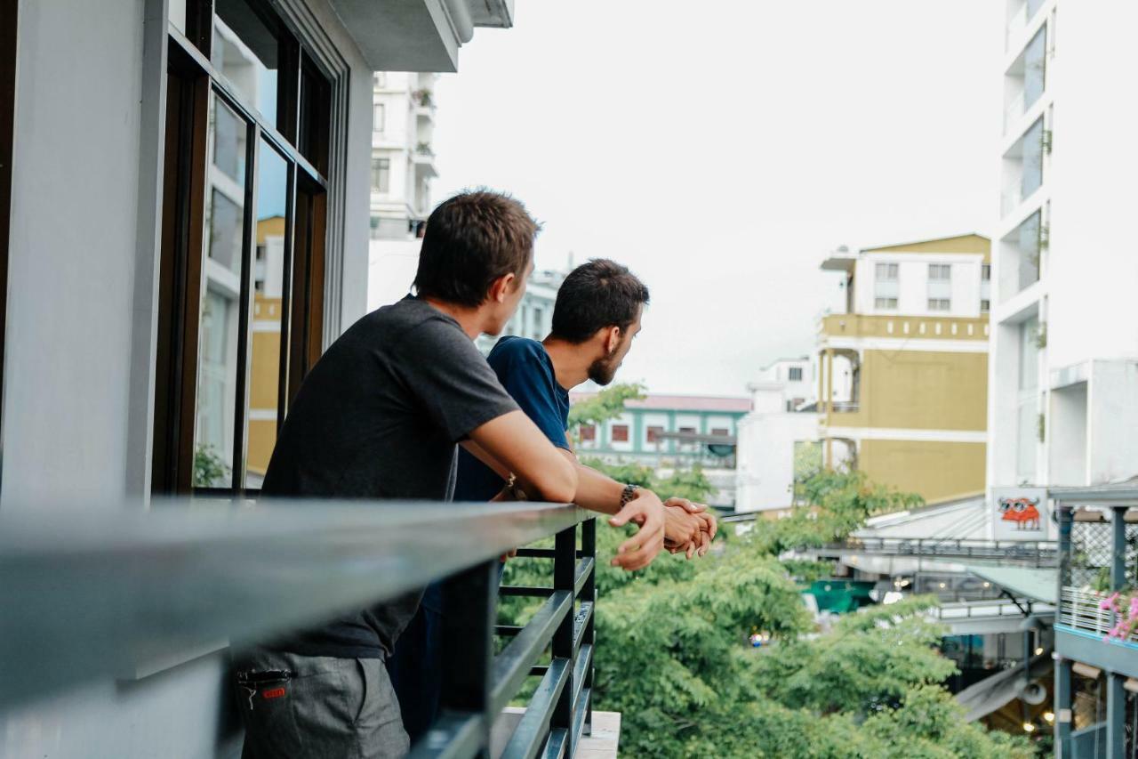 Dmz Hostel Hue Bagian luar foto
